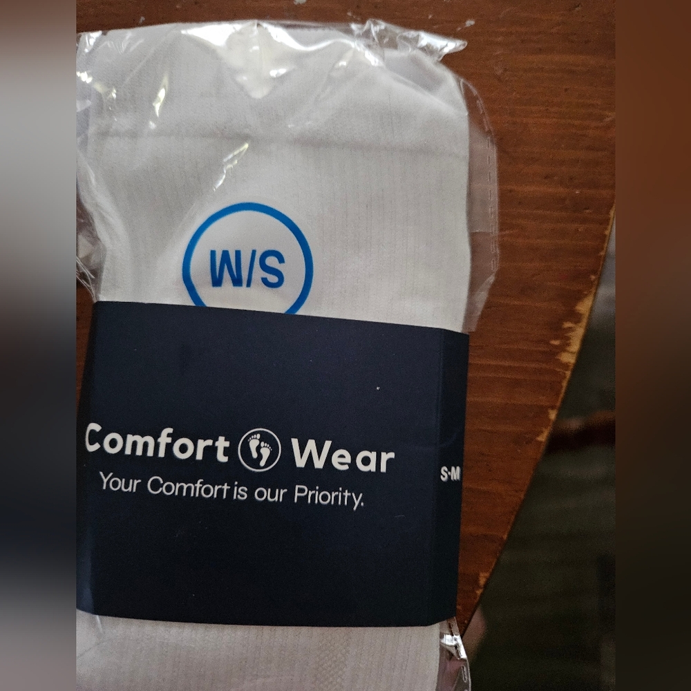 NIP Comfort Wear White Compression Socks
